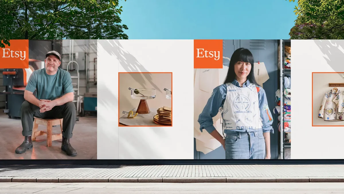 Carteles exteriores de Etsy de vendedores en un entorno urbano