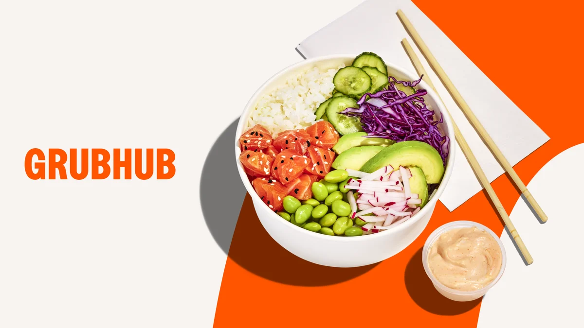 Logotipo de Grubhub junto a un poke bowl