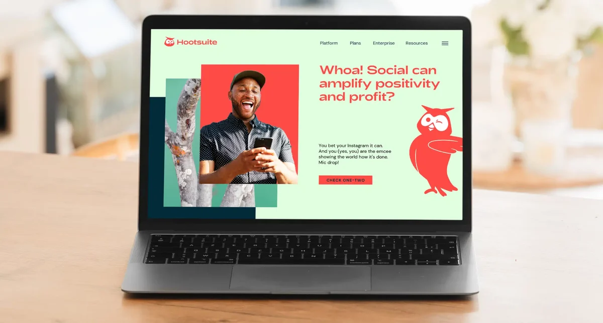 Hootsuite website on a laptop