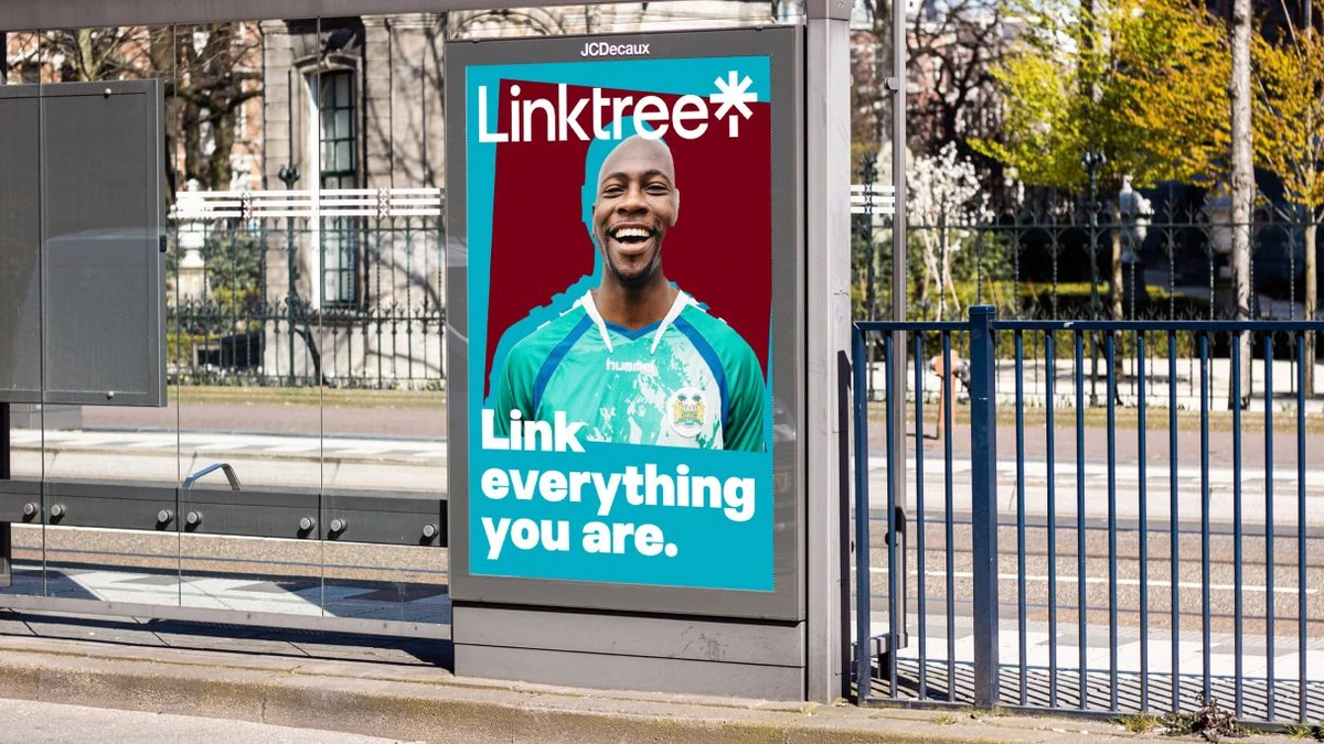 Linktree bus shelter poster