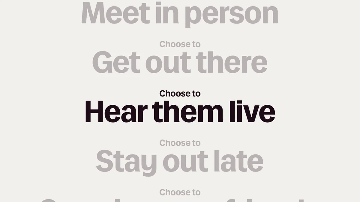 Composición tipográfica de Lyft: «Meet in person / Hear them live / Stay out late»