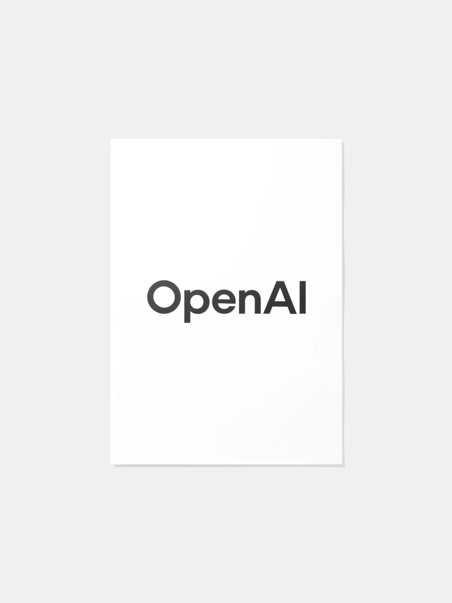 Logotipo de OpenAI en una tarjeta blanca