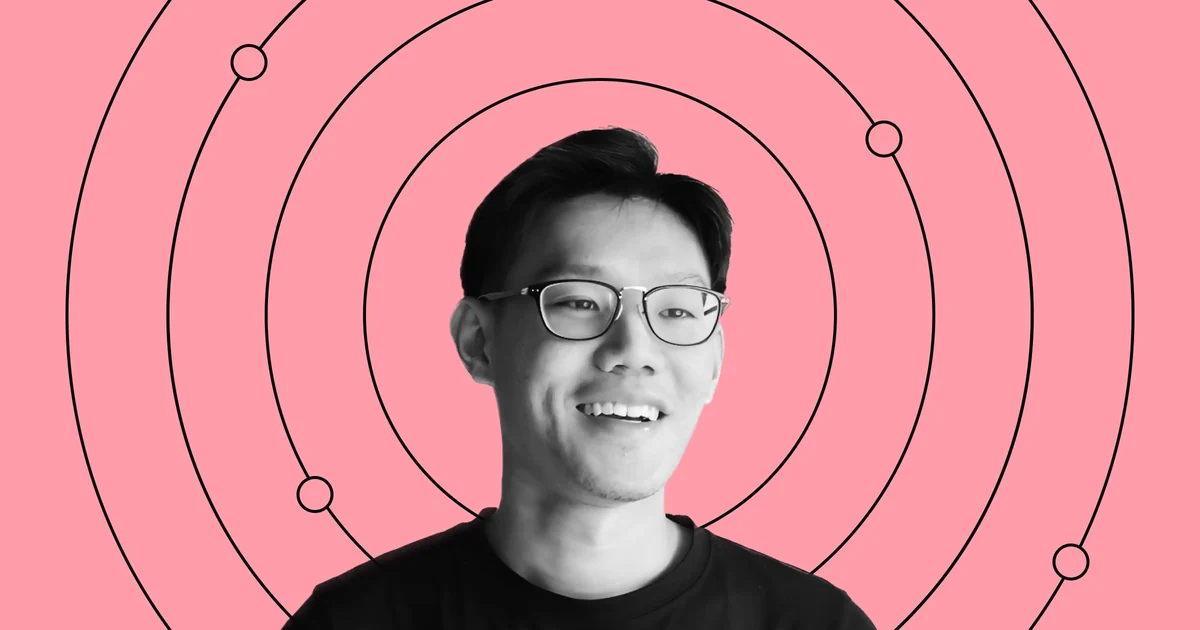 Webflow portrait with concentric rings on pink
